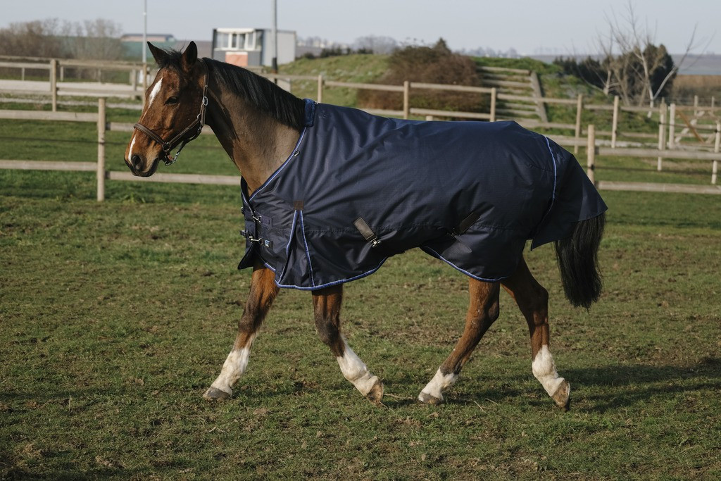 Capa Equithème Classic 600D Azul-marinho