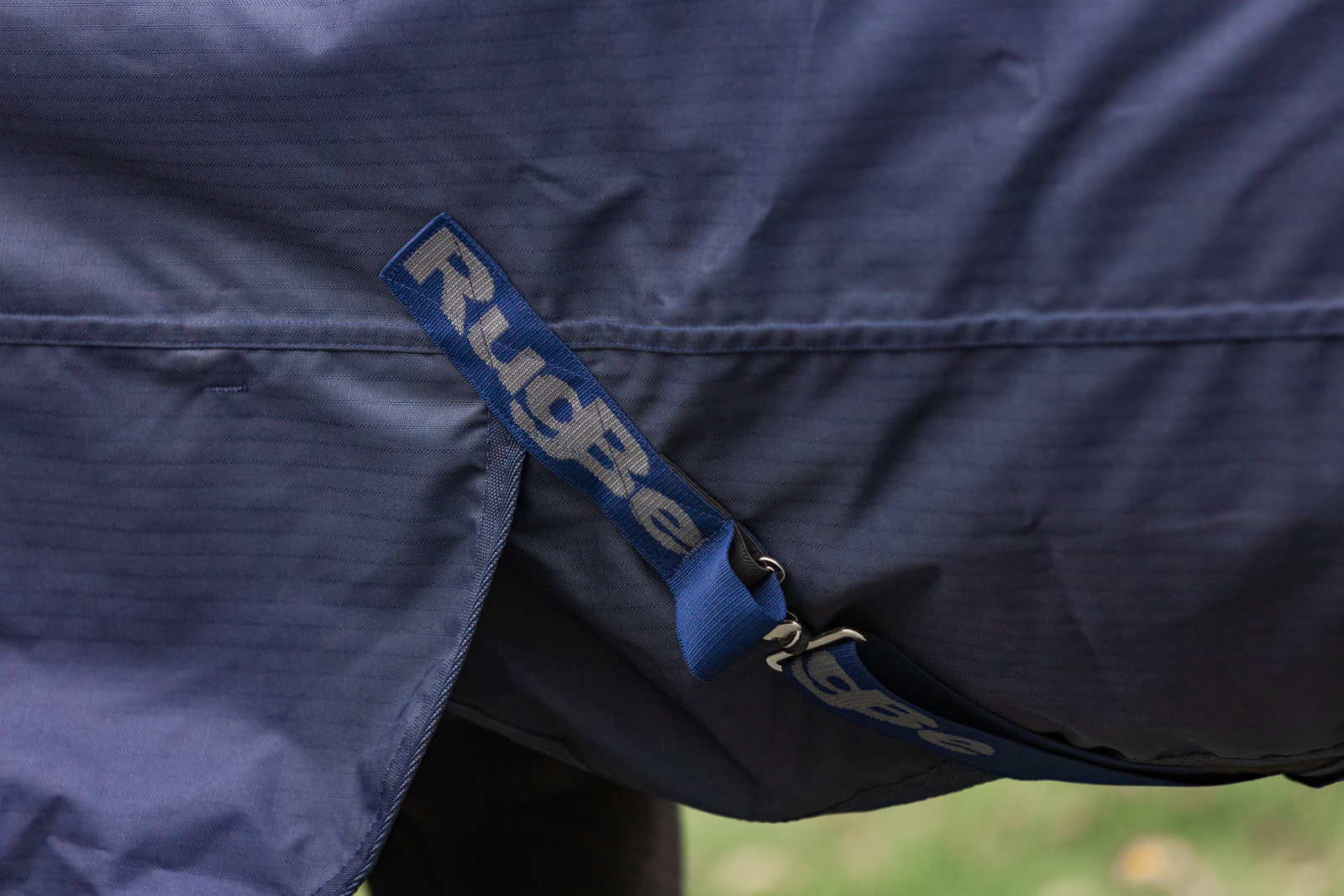 Capa de inverno RugBe IceProtect 300 Covalliero Marinho escuro Azul