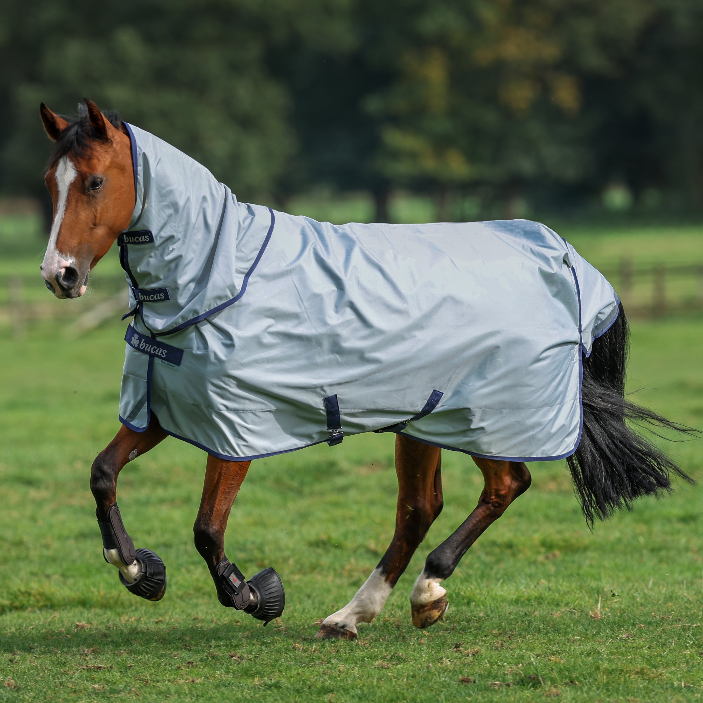 Capa Bucas Power Turnout Medium 150g Prata