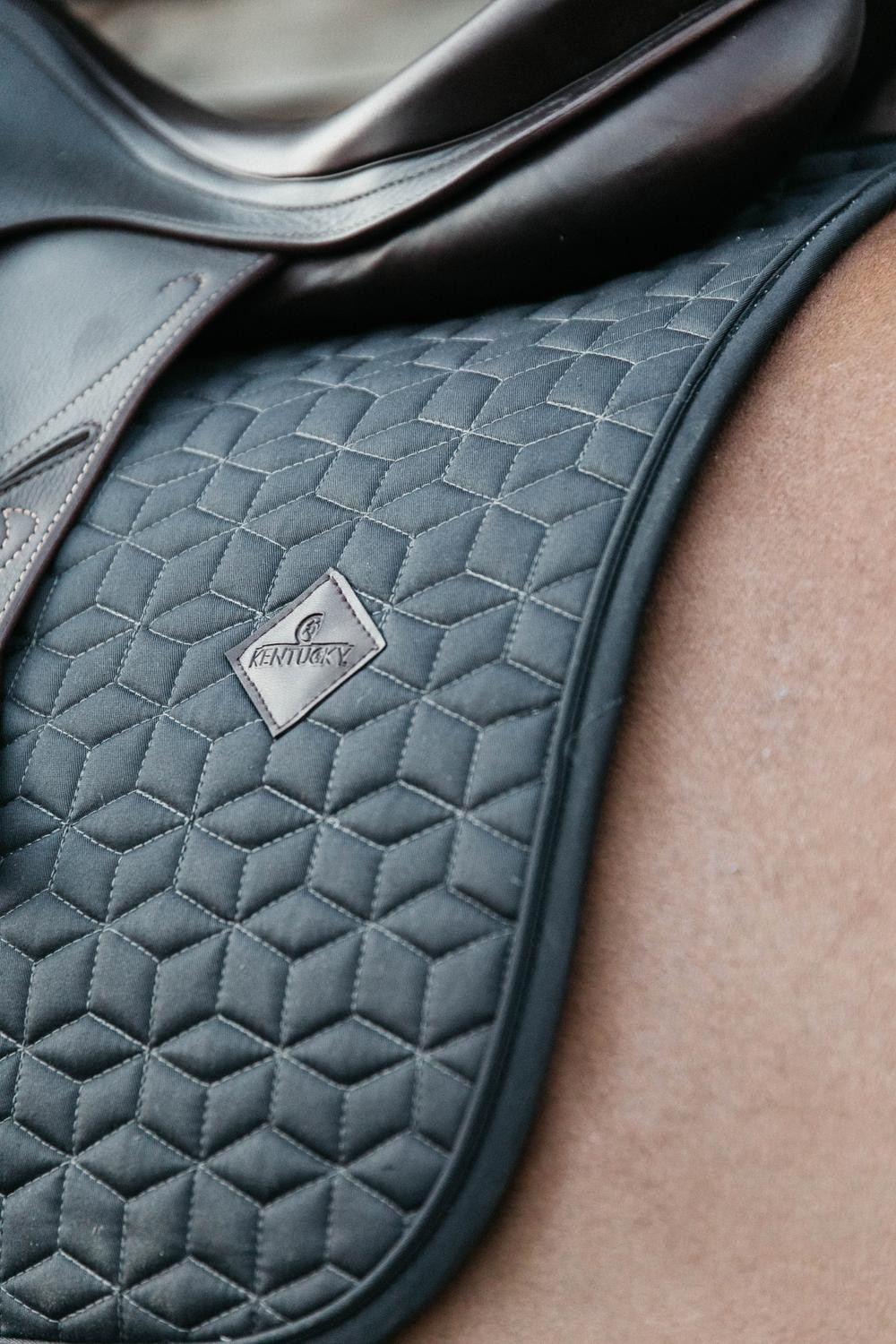 Sela clássica de adestramento Kentucky Bege