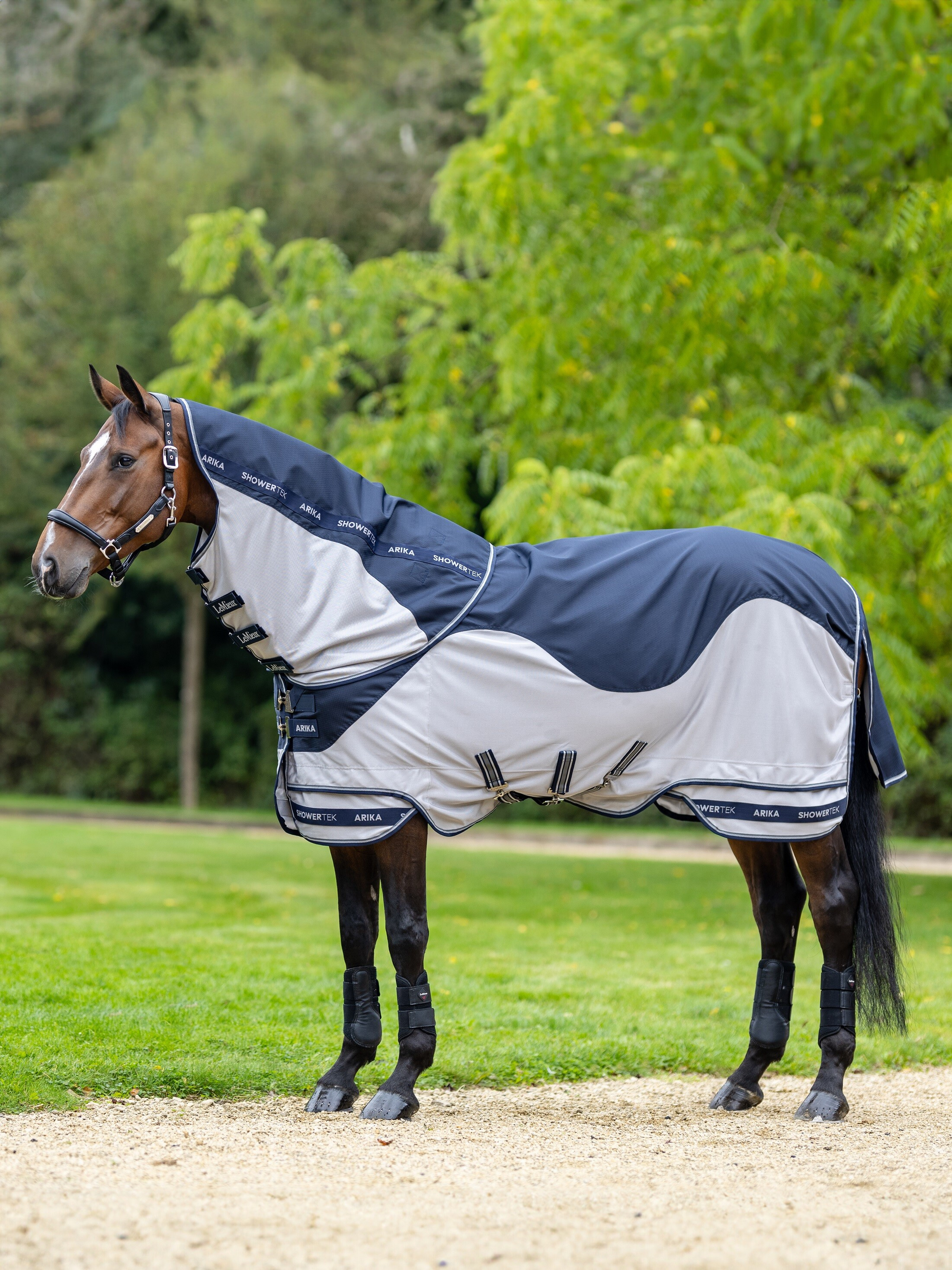 Capa anti-moscas Arika Shower-Tek LeMieux Cinzento Capa anti-moscas Arika Shower-Tek LeMieux Cinzento