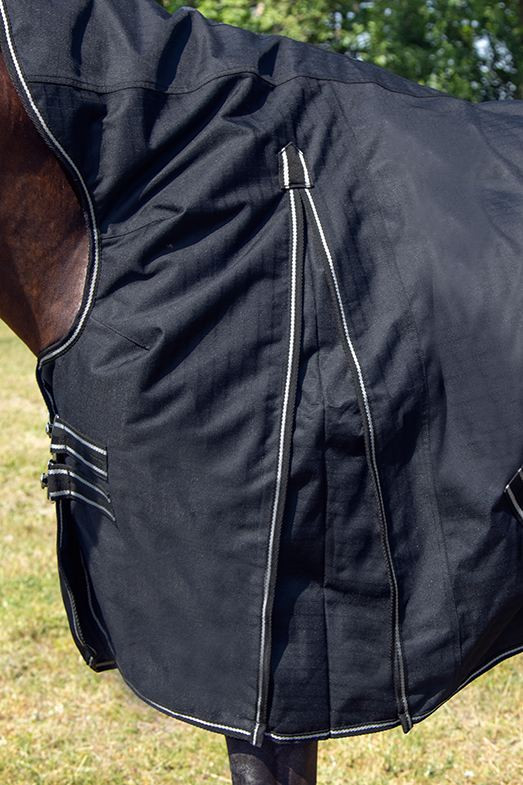 Cobertura highneck Innsbruck 400g HKM Preto