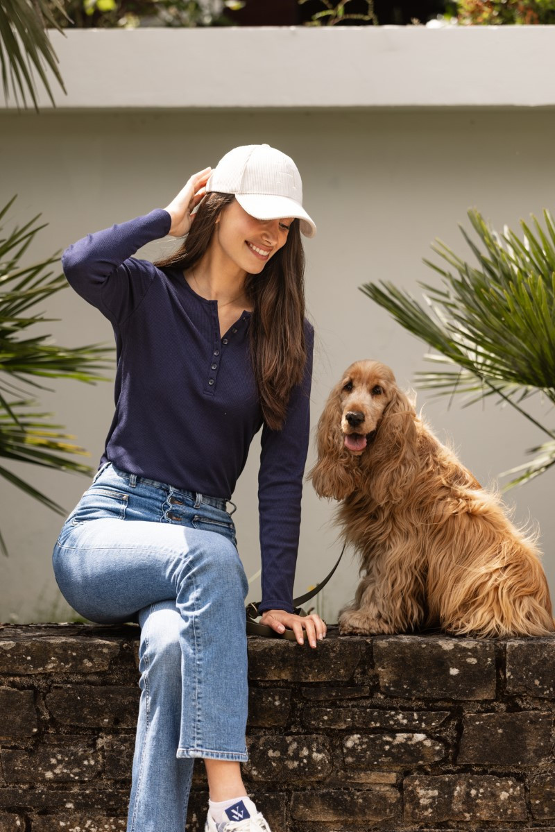 Camiseta de manga comprida feminina Harcour Pipalo Marinho Azul-marinho Camiseta de manga comprida feminina Harcour Pipalo Marinho Azul-marinho