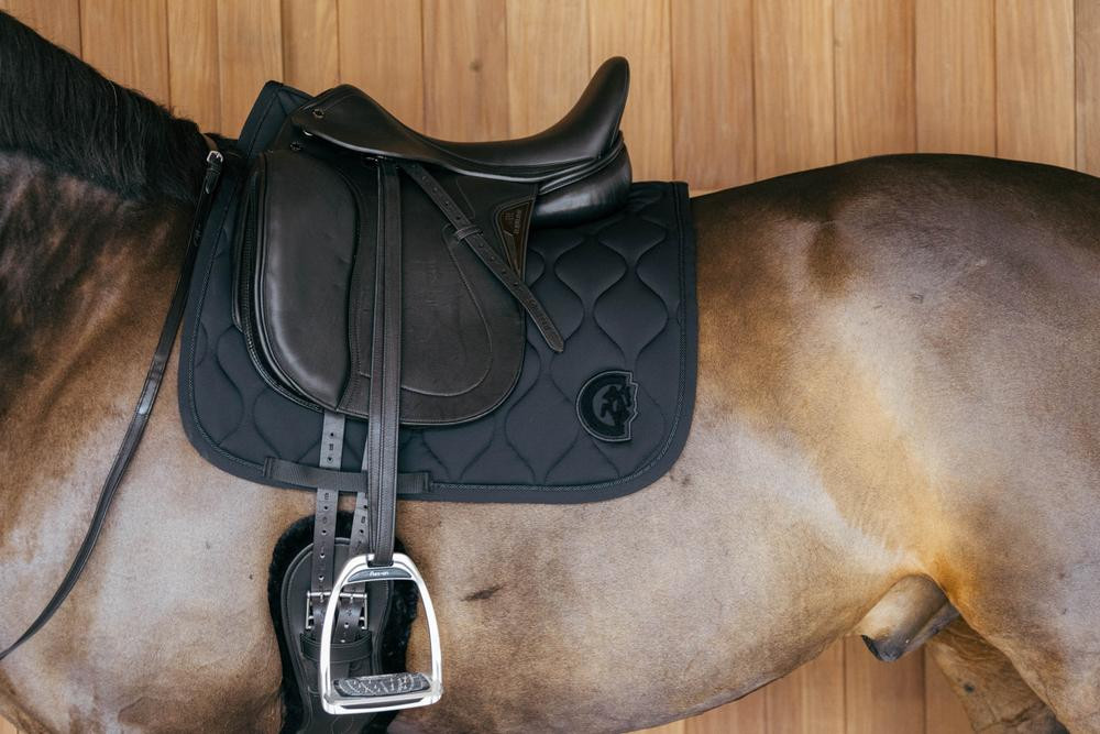 Almofada de sela Kentucky Wave Dressage Preto