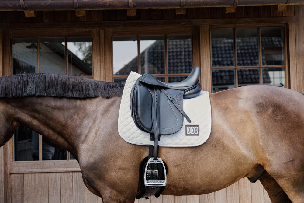 Sela de competição 2 números Dressage Kentucky