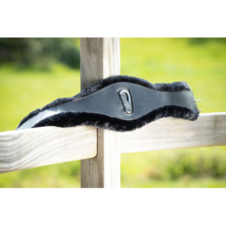 Cilha anatômica com lã de carneiro HFI em couro e material sintético