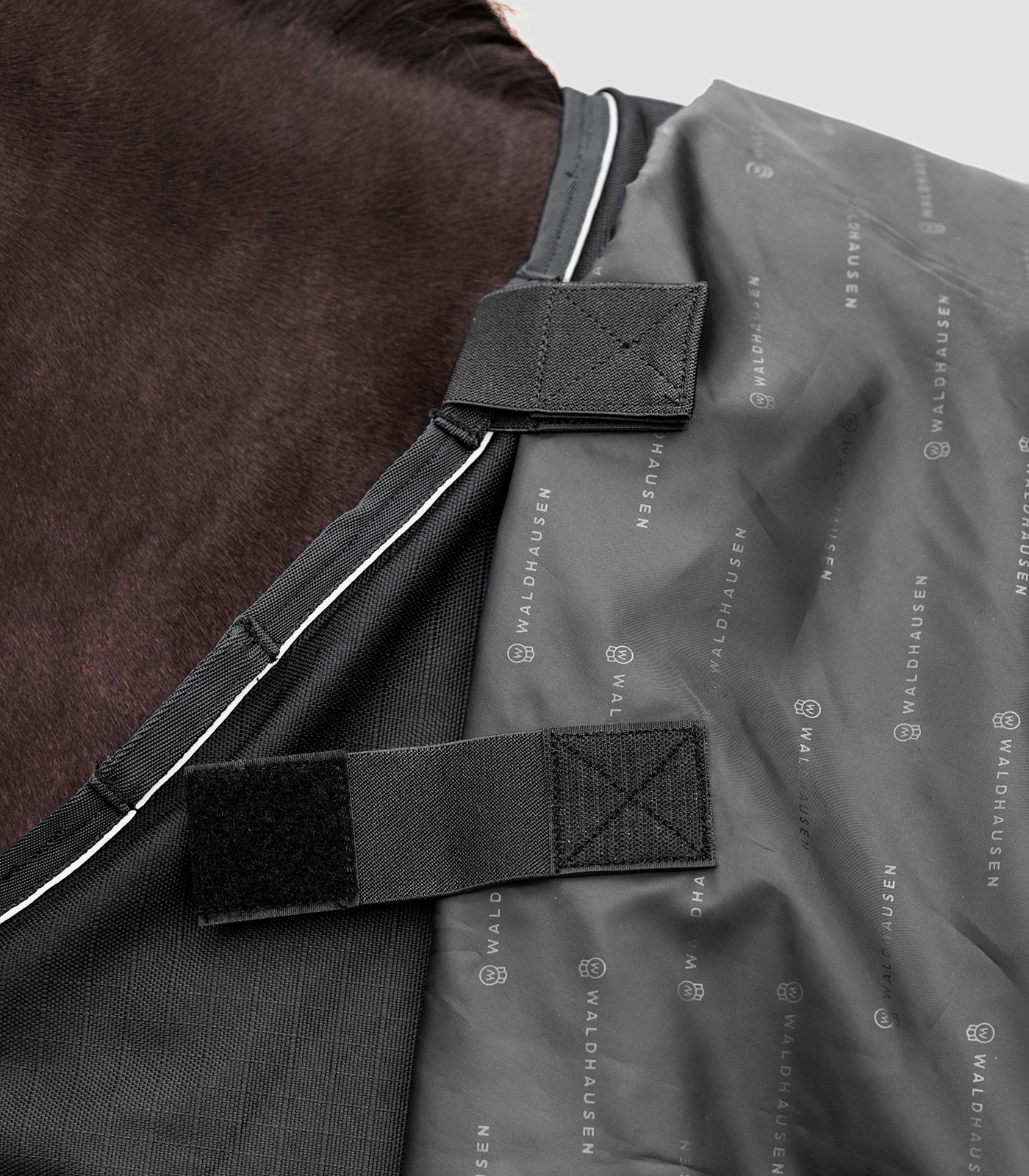 Capa de exterior Waldhausen Scandic 200 g Preto Capa de exterior Waldhausen Scandic 200 g Preto