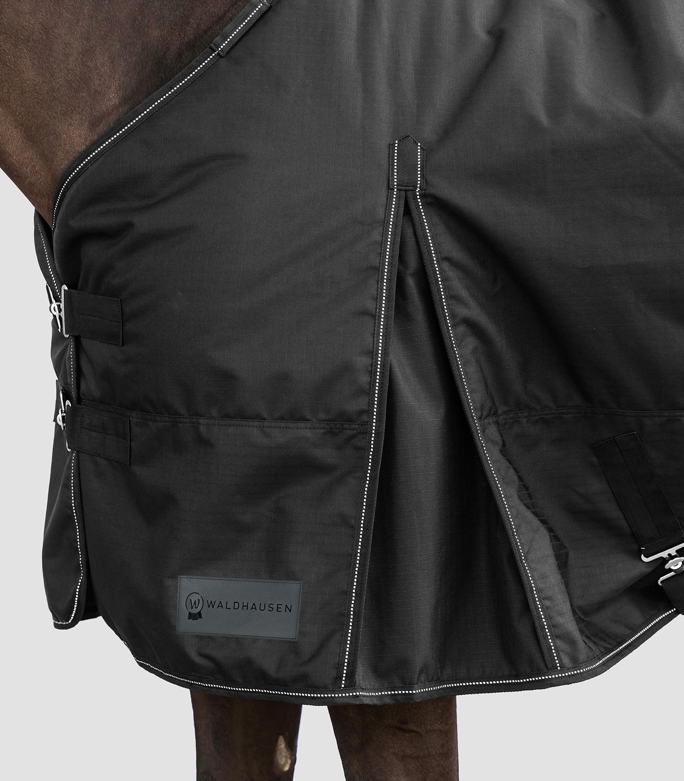 Cobertura de exterior Waldhausen Nordic 300 g Preto