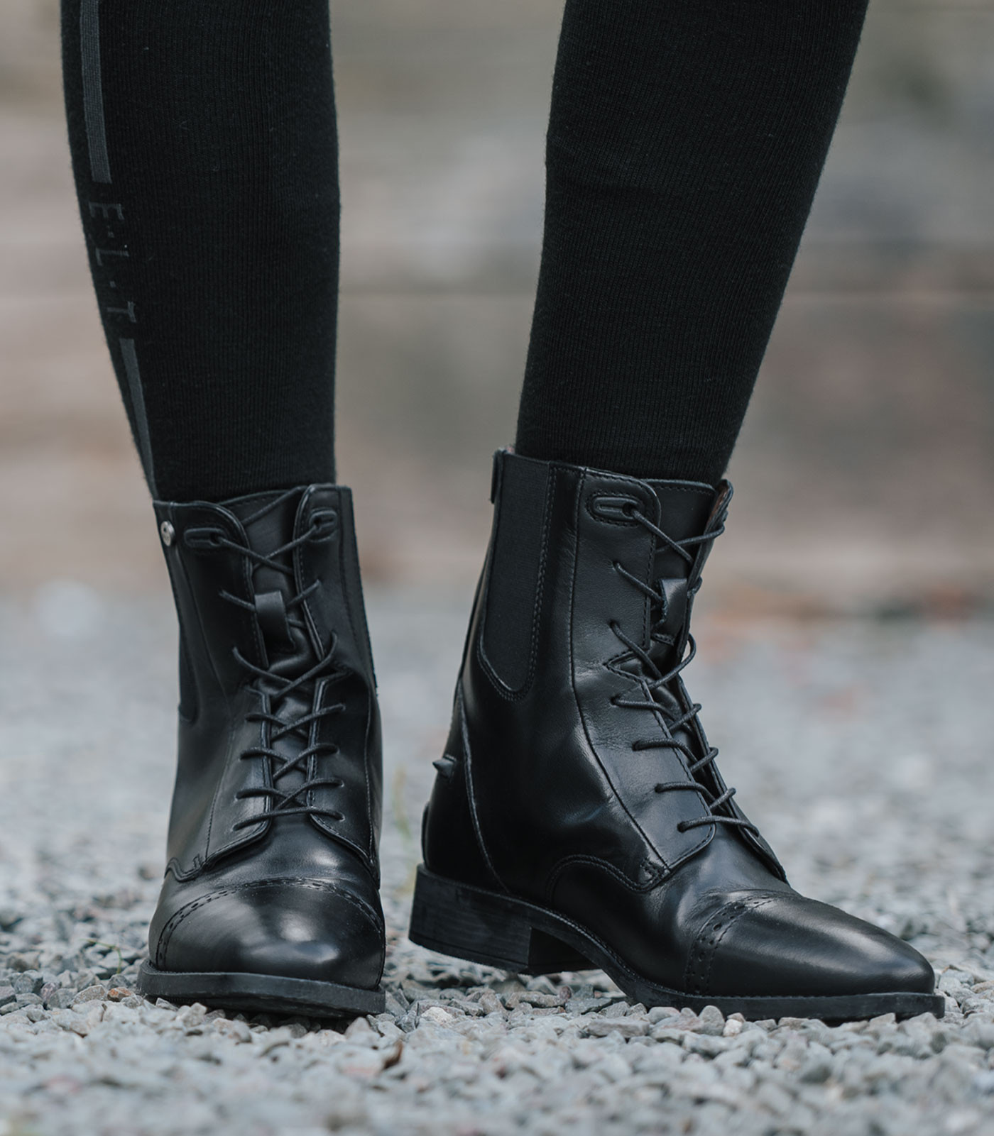 Botas com atacadores ELT Belfort Preto