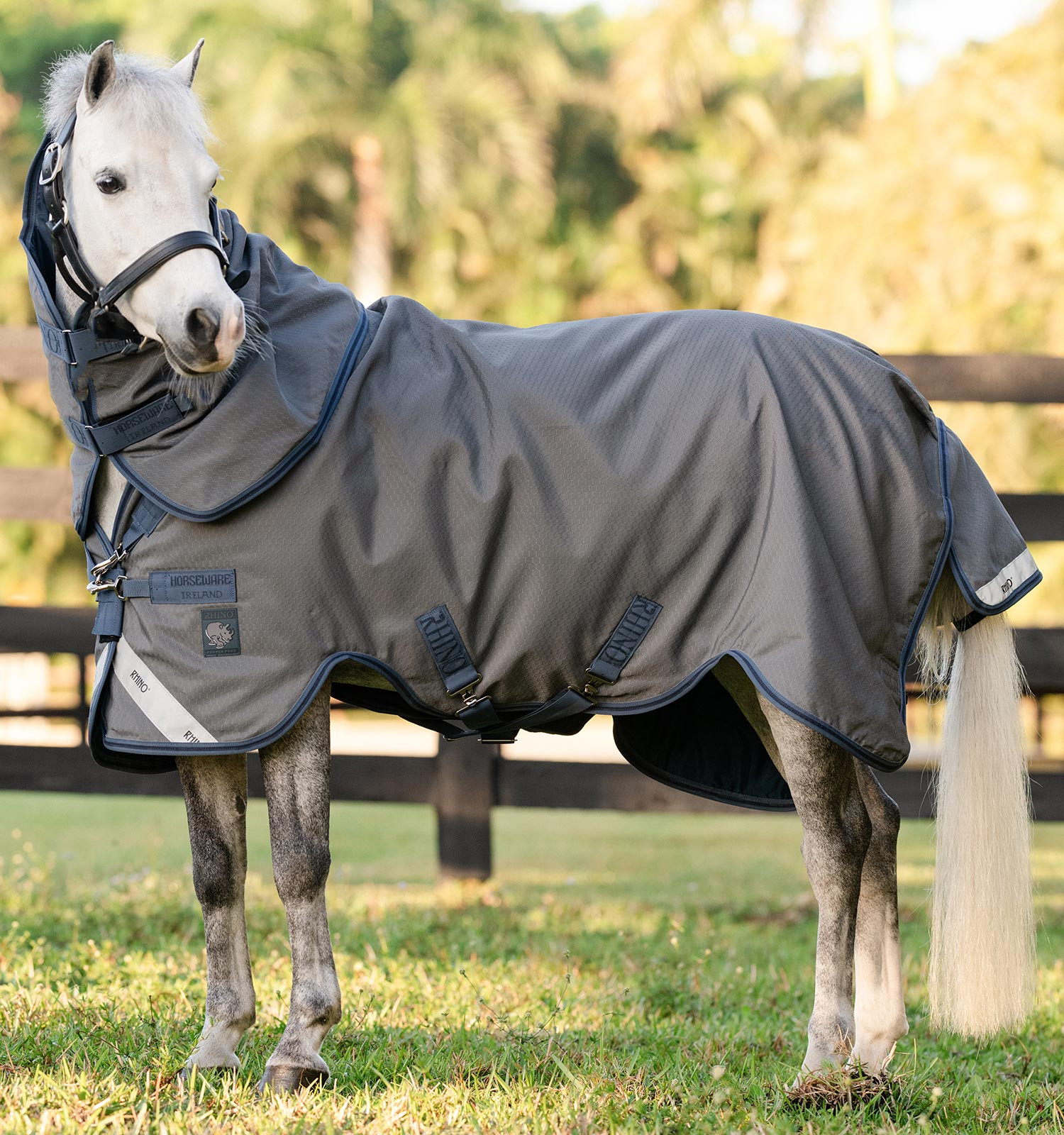 Capa Horseware Rhino Hexstop Plus Poney Turnout 100g Cinza / índigo / marinho Cinzento