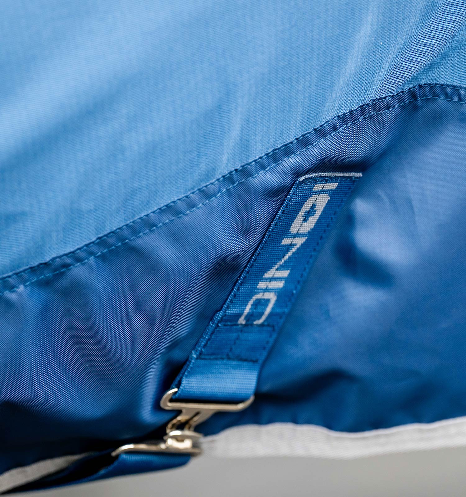 Capa Horseware Ionic Therapy Mesh Cooler Bleu imperial / argent /Marine Azul