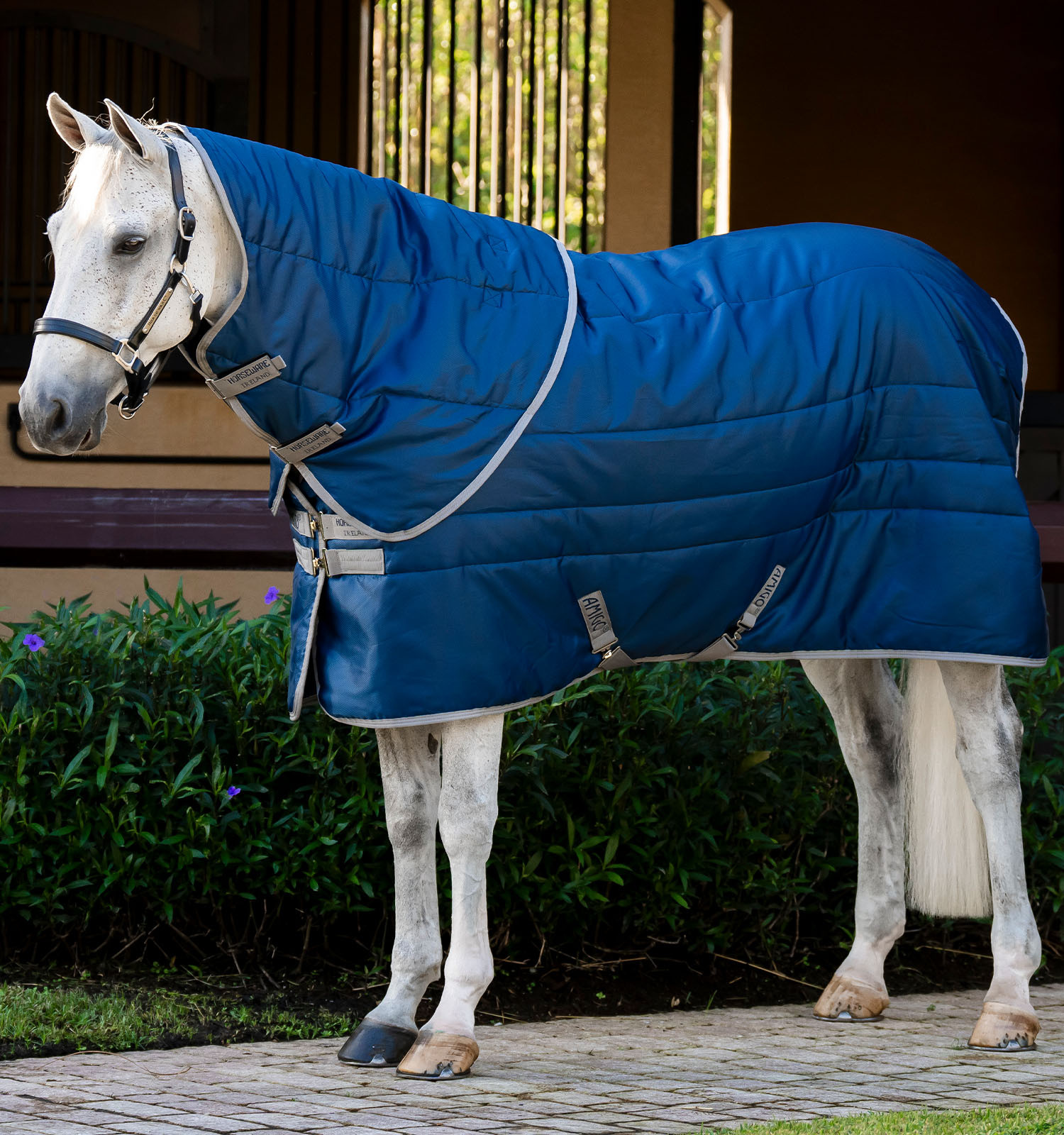 Cobertura de estábulo Horseware Amigo Ripstop Insulator Plus Pônei 200g Marinho / cinza titânio Azul-marinho