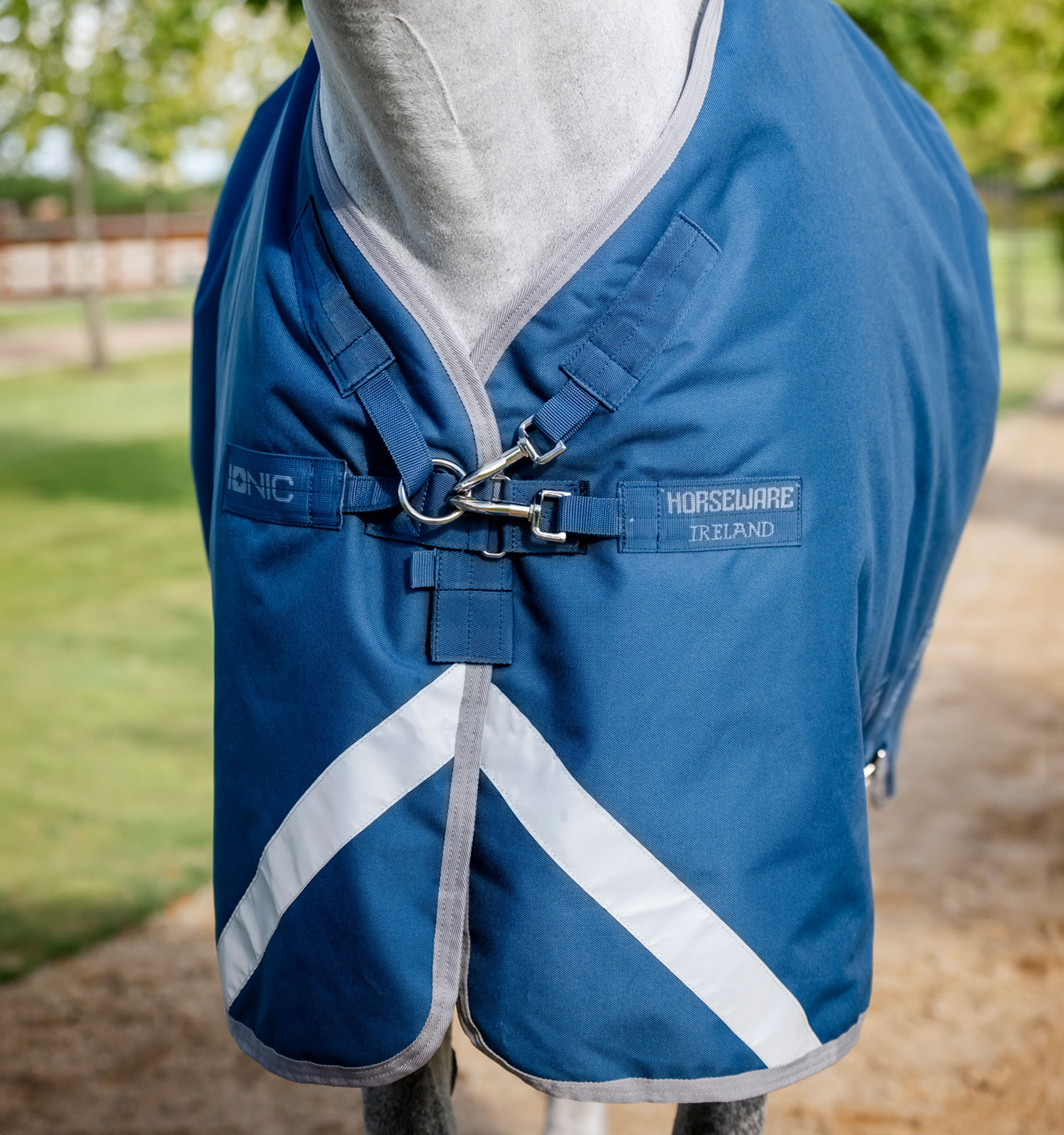 Capa Horseware Ionic Therapy Turnout 100g Bleu imperial / argent /Marine Azul