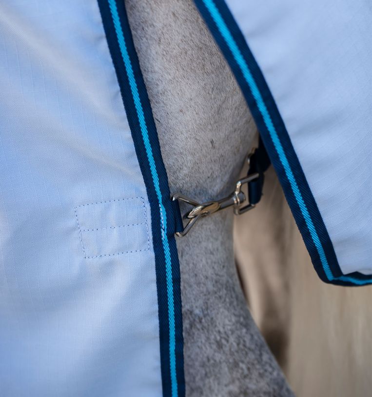 Capa antialérgica Horseware Amigo Ripstop Azul azul / Marinho / azul elétrico Capa antialérgica Horseware Amigo Ripstop Azul azul / Marinho / azul elétrico