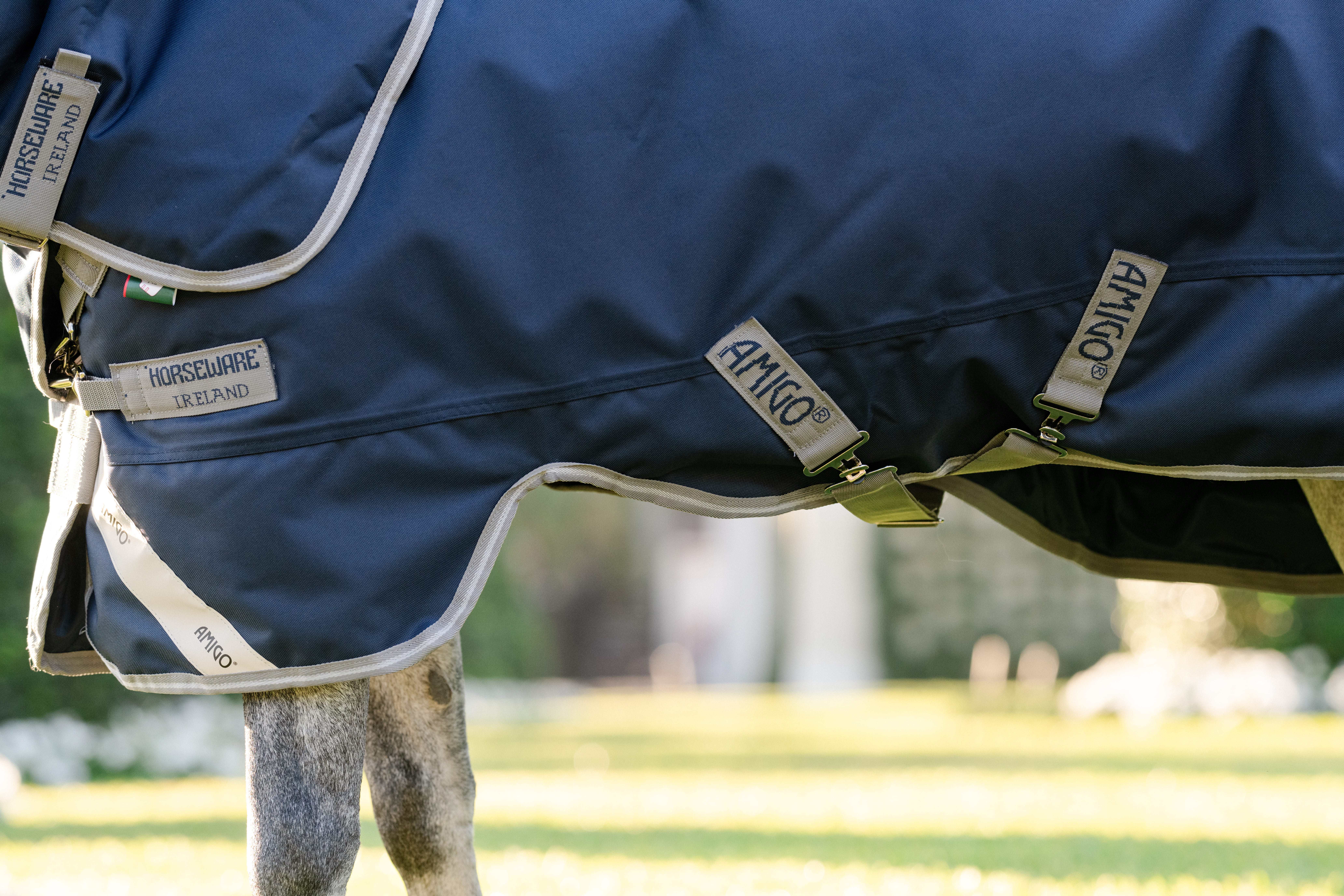 Capa Horseware Amigo 1200D Plus Pônei Turnout 50g Marinho / cinza titânio / prata Azul-marinho