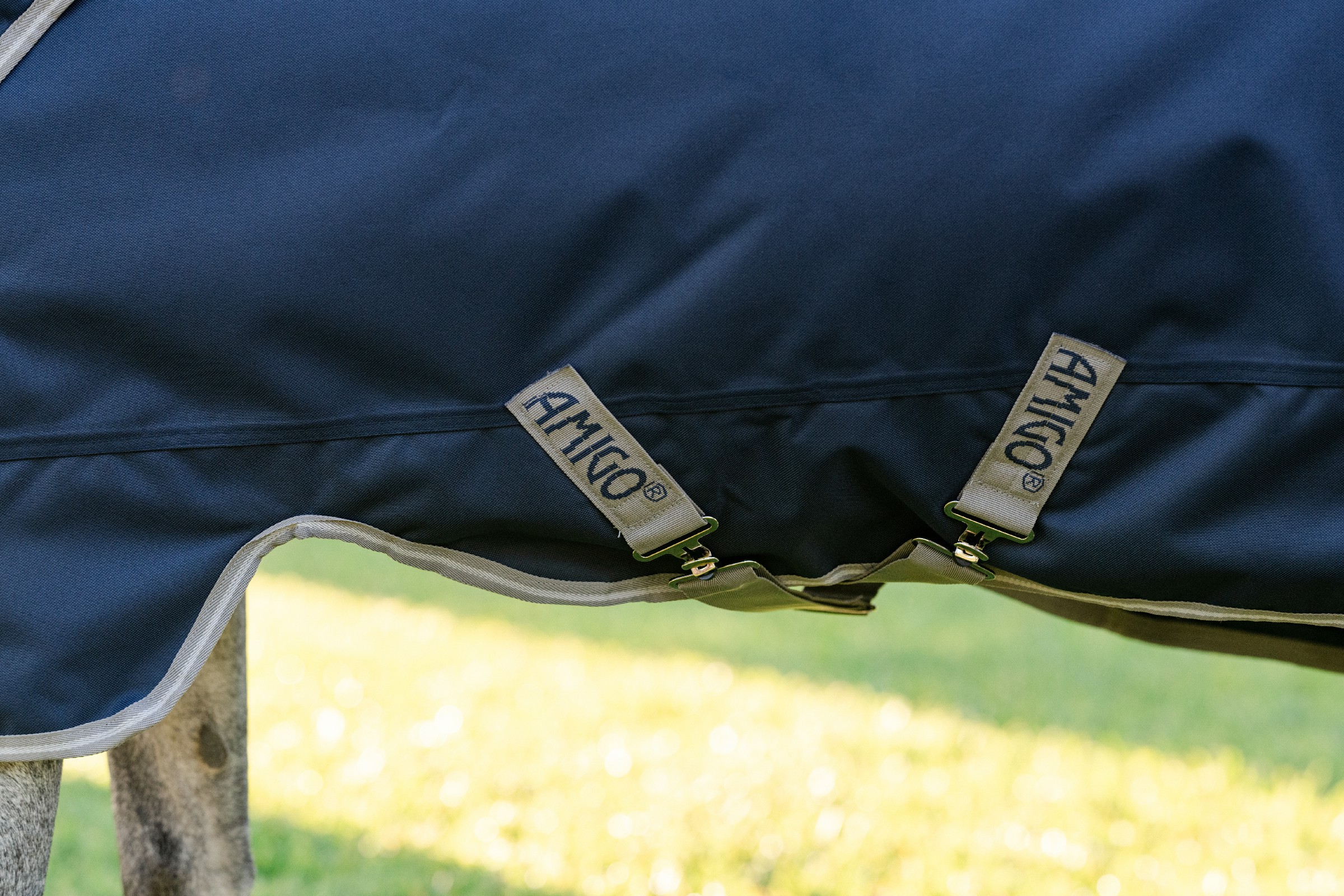 Capa Horseware Amigo 1200D Pônei Turnout 50g Marinho / cinza titânio / prata Azul-marinho