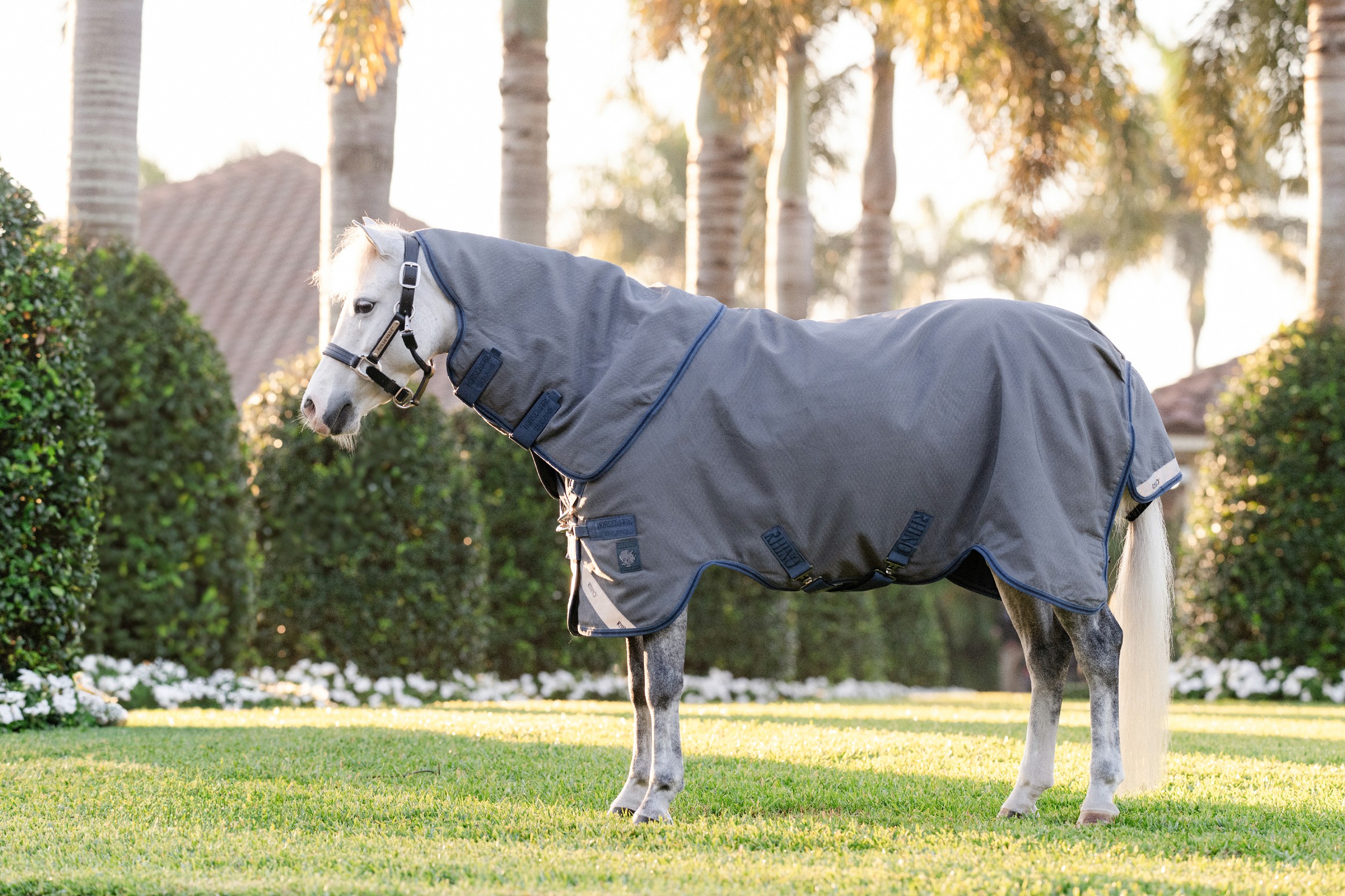 Capa Horseware Rhino Hexstop Plus Poney Turnout 100g Cinza / índigo / marinho Cinzento