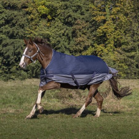 Capa Equithème Tyrex 600 Forrada com lã polar