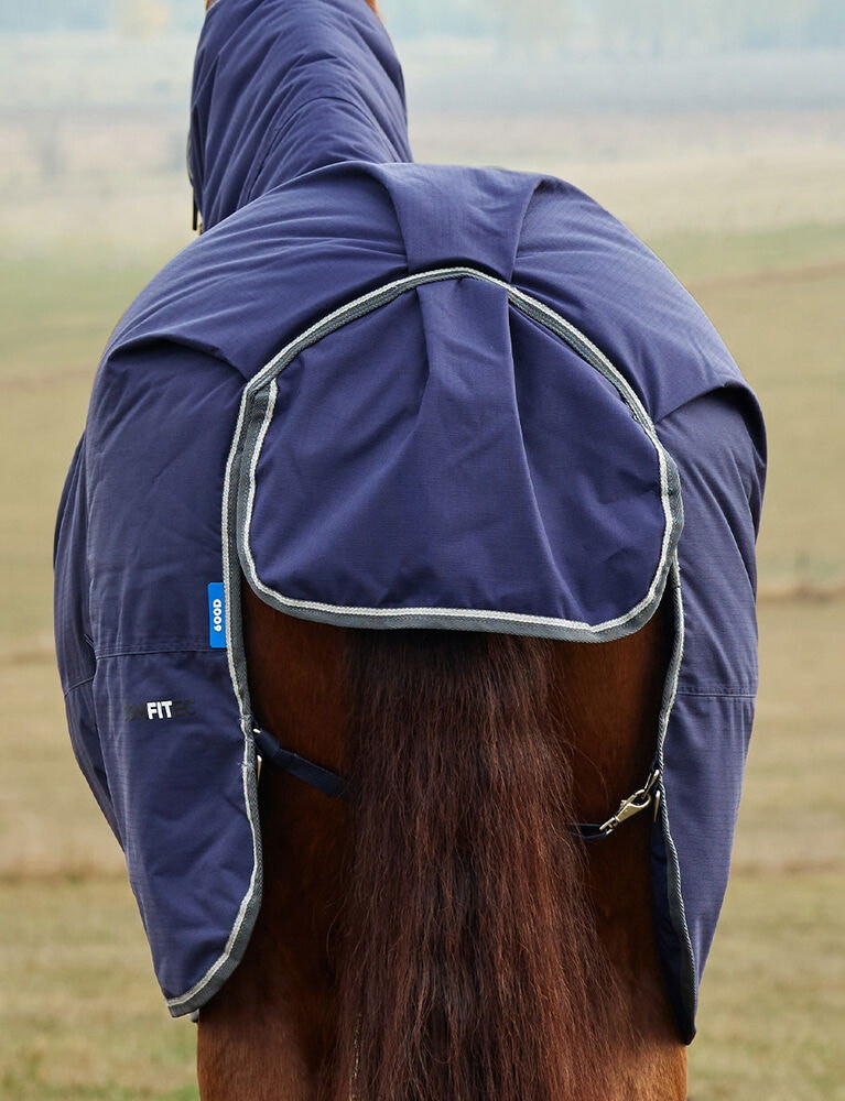 Cobertura Weatherbeeta ComFiTec Tyro Turnout 360g Combo com pescoço Azul-marinho / carvão
