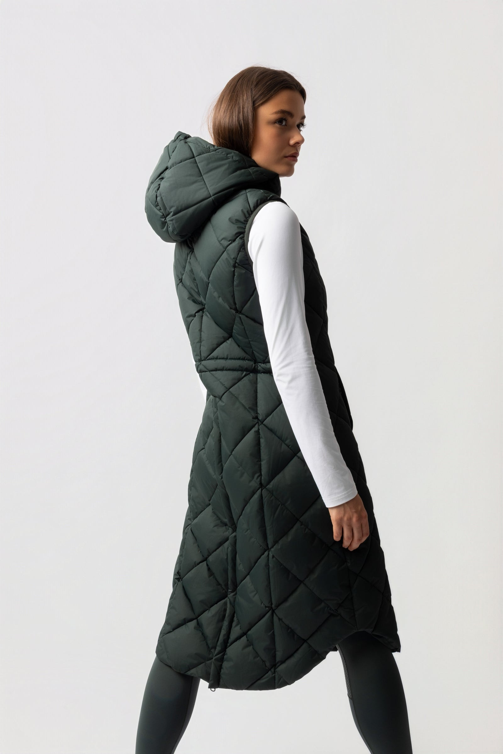 Colete acolchoado longo sem mangas Gem B Vertigo Beleza negra Preto