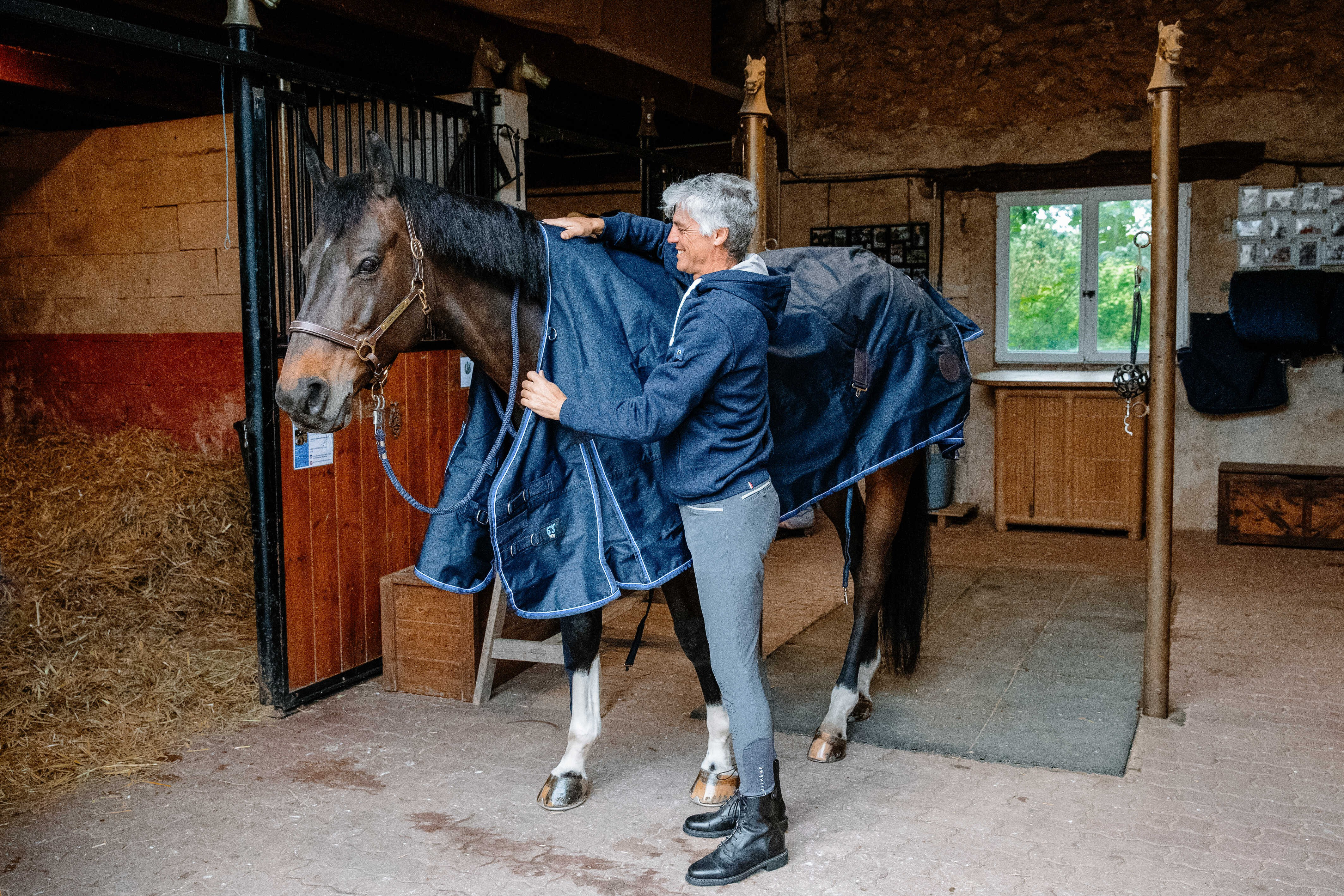 Capa Equithème Classic 1200D Azul-marinho