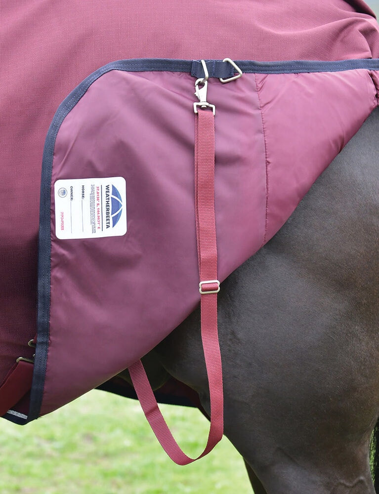 Manta ComFiTec Essential Turnout Weatherbeeta 50g com pescoço destacável Bordô / marinho Bord&amp;amp;amp;amp;amp;ocirc;