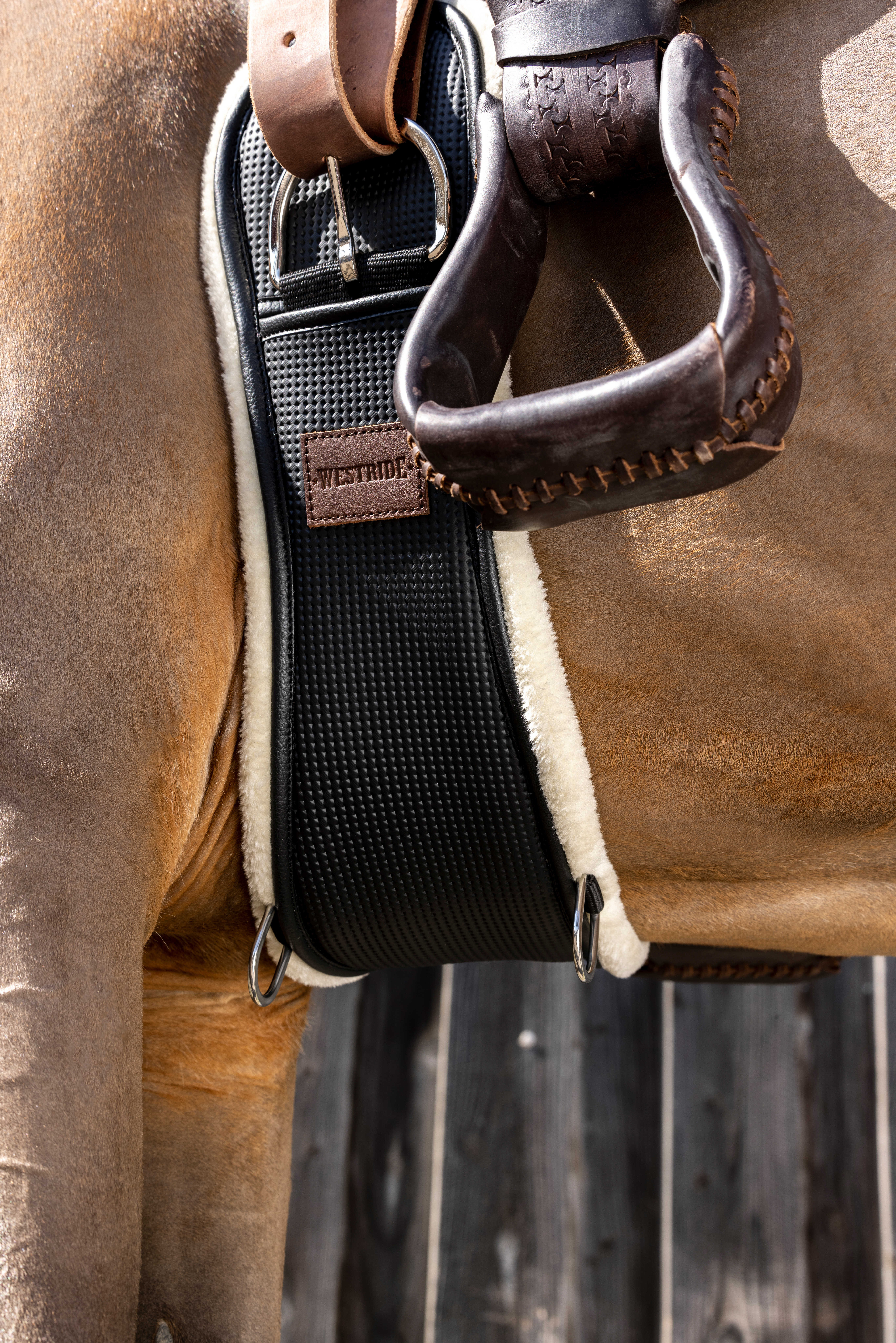 Cilheira Westride lã sintética Preto