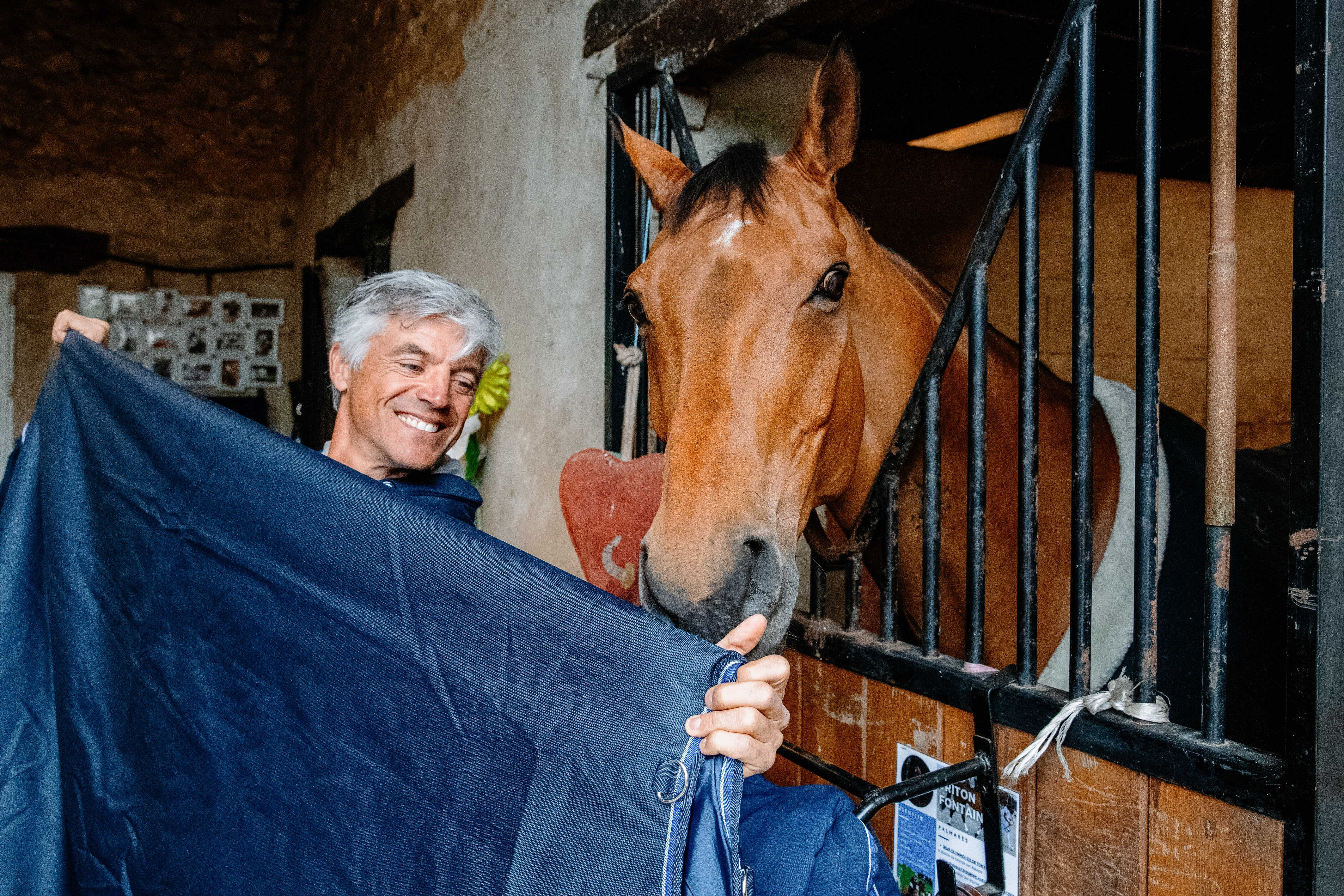 Capa Equithème Classic 1200D Azul-marinho