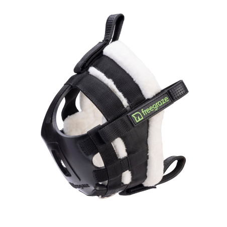 Cesto de pastagem removível AirFlow Deluxe preto Shires FreeGraze