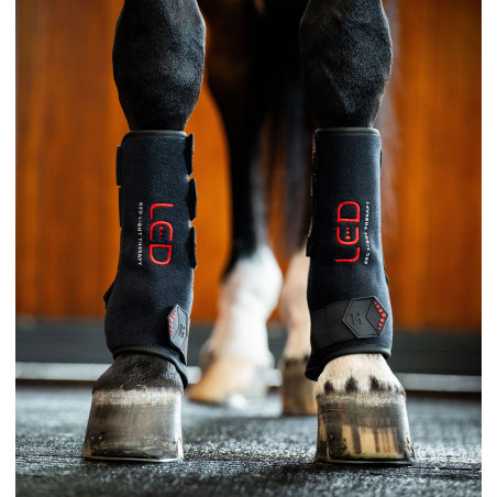 Parelha de ligaduras para patas Horseware com terapia de luz vermelha LED
