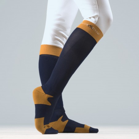 Meias Flags & Cup unissex Emo