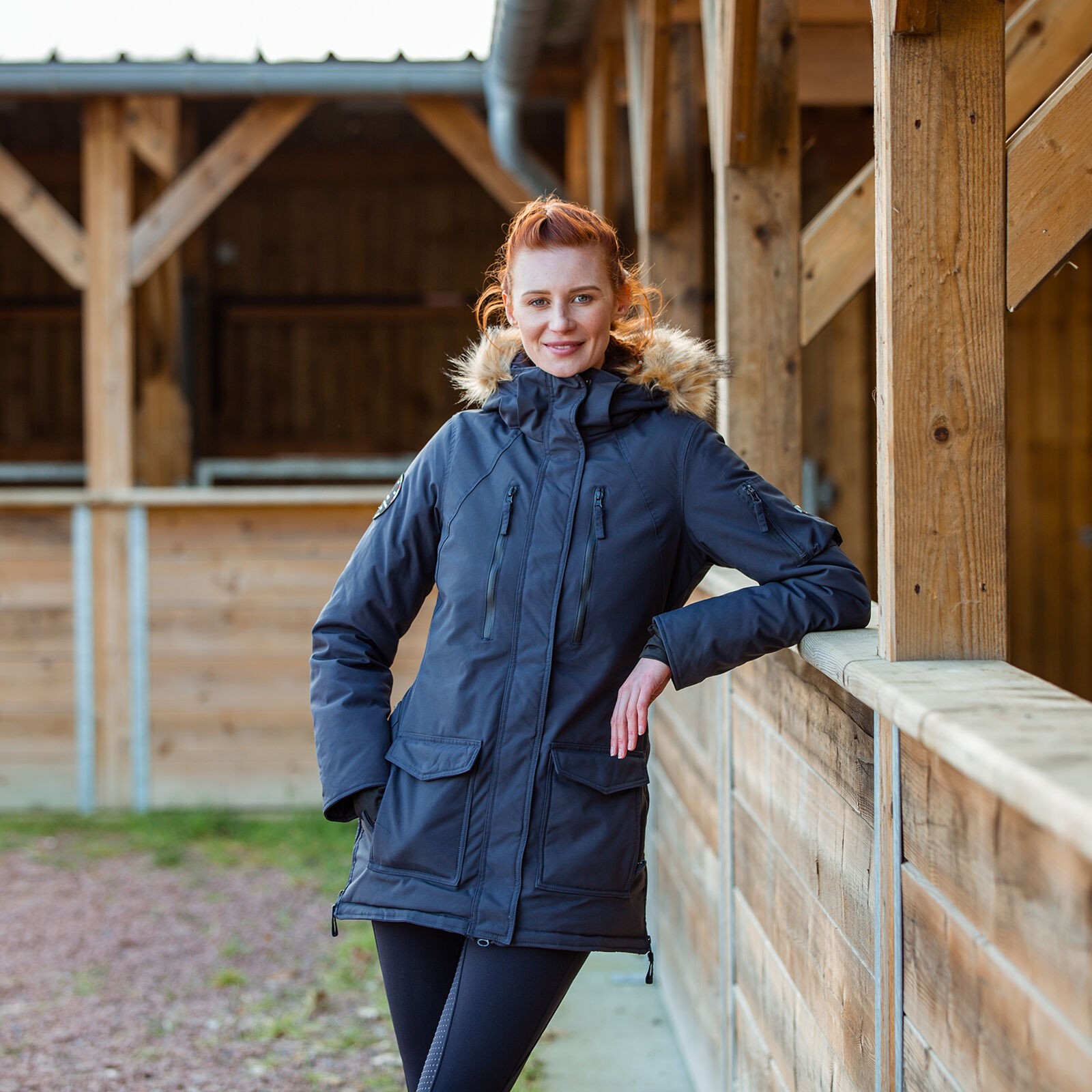 Parka longa Brooke Horze feminina Azul-marinho escuro
