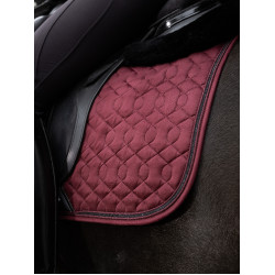 Tapete LeMieux Crystal Suede Dressage Bordéus Bordô Tapete LeMieux Crystal Suede Dressage Bordéus Bordô