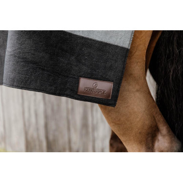 Cobertura Secante Quadrada Heavy Stripes Kentucky Preto Cobertura Secante Quadrada Heavy Stripes Kentucky Preto