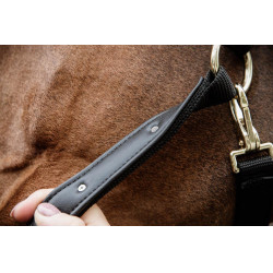 Caveção Anatômico de Nylon Kentucky Preto