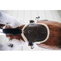 Cilhadura de peito curta com lã Kentucky Castanho Cilhadura de peito curta com lã Kentucky Castanho