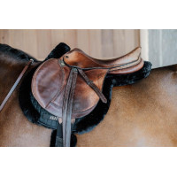 Sela Hunter com lã vegana jumping Kentucky Preto Sela Hunter com lã vegana jumping Kentucky Preto