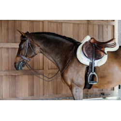 Sela Hunter com lã vegana jumping Kentucky Sela Hunter com lã vegana jumping Kentucky