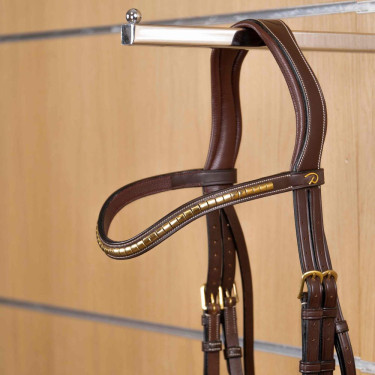 Frontal V Clincher Latão D Collection by Dy'on Castanho