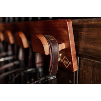 Suporte para cabeçadas Grooming Deluxe da Kentucky Castanho