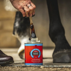 Óleo para cascos Carr & Day & Martin Hoof Dressing Cornucrescine Óleo para cascos Carr & Day & Martin Hoof Dressing Cornucrescine