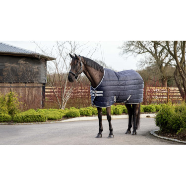 Cobertura LeMieux Arika Stable-Tek 100 g Azul-marinho Cobertura LeMieux Arika Stable-Tek 100 g Azul-marinho