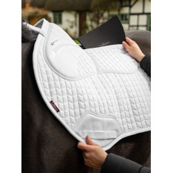 Almofada amortecedora LeMieux Close Contact ProSorb 2 Bolsos Branco Almofada amortecedora LeMieux Close Contact ProSorb 2 Bolsos Branco