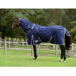 Capa Weatherbeeta 50g ComFiTec Essential com cobre-pescoço Capa Weatherbeeta 50g ComFiTec Essential com cobre-pescoço