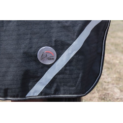 Cobertura highneck Innsbruck 400g HKM Preto Cobertura highneck Innsbruck 400g HKM Preto