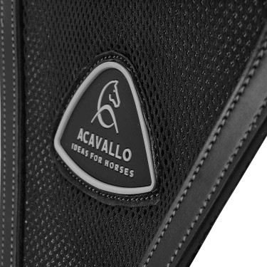 Martingal com peitoral em couro com inserto em malha Acavallo Preto