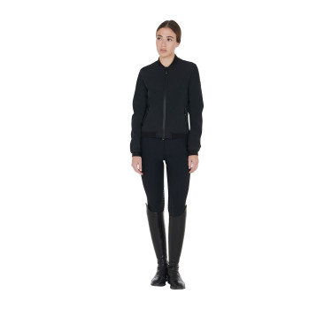 Blusão feminino em tecido técnico Equestro Preto