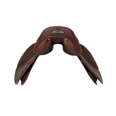 Sela de salto KC Race 2.6 Professional com armação em carbono e kevlar Acavallo Castanho escuro Sela de salto KC Race 2.6 Professional com armação em carbono e kevlar Acavallo Castanho escuro