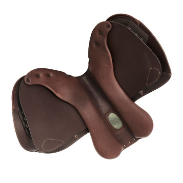 Sela de salto KC Race 2.6 Professional com armação em carbono e kevlar Acavallo Castanho escuro Sela de salto KC Race 2.6 Professional com armação em carbono e kevlar Acavallo Castanho escuro