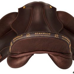 Sela de adestramento Perugino com pequenos suportes Acavallo Castanho escuro Sela de adestramento Perugino com pequenos suportes Acavallo Castanho escuro